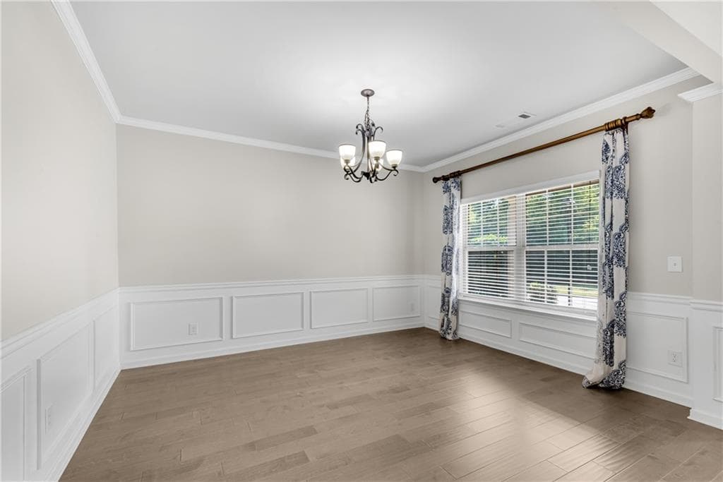 4 bedroom, 3 bathroom, 2,436 sq ft single family residence for sale at 5530 Banner Boulevard, Cumming, GA 30028 — photo 5