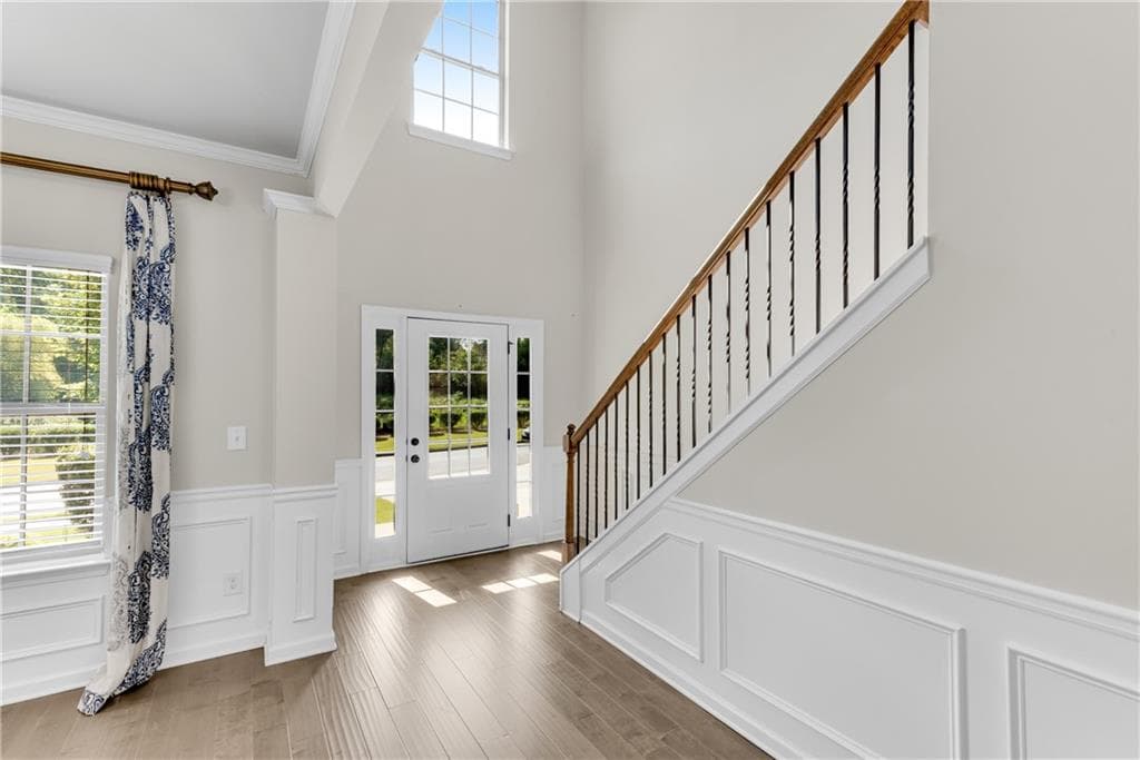 4 bedroom, 3 bathroom, 2,436 sq ft single family residence for sale at 5530 Banner Boulevard, Cumming, GA 30028 — photo 3