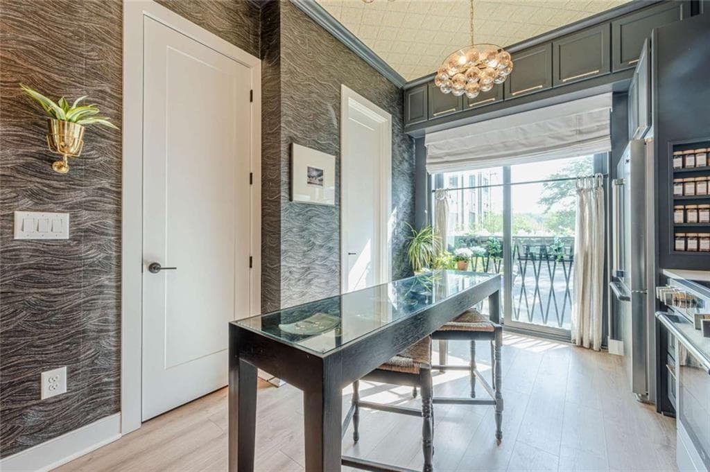 3 bedroom, 4 bathroom, 1,700 sq ft townhouse for rent at 2199 Lenox Road 7, Atlanta, GA 30324 for $4,595 a month — photo 5