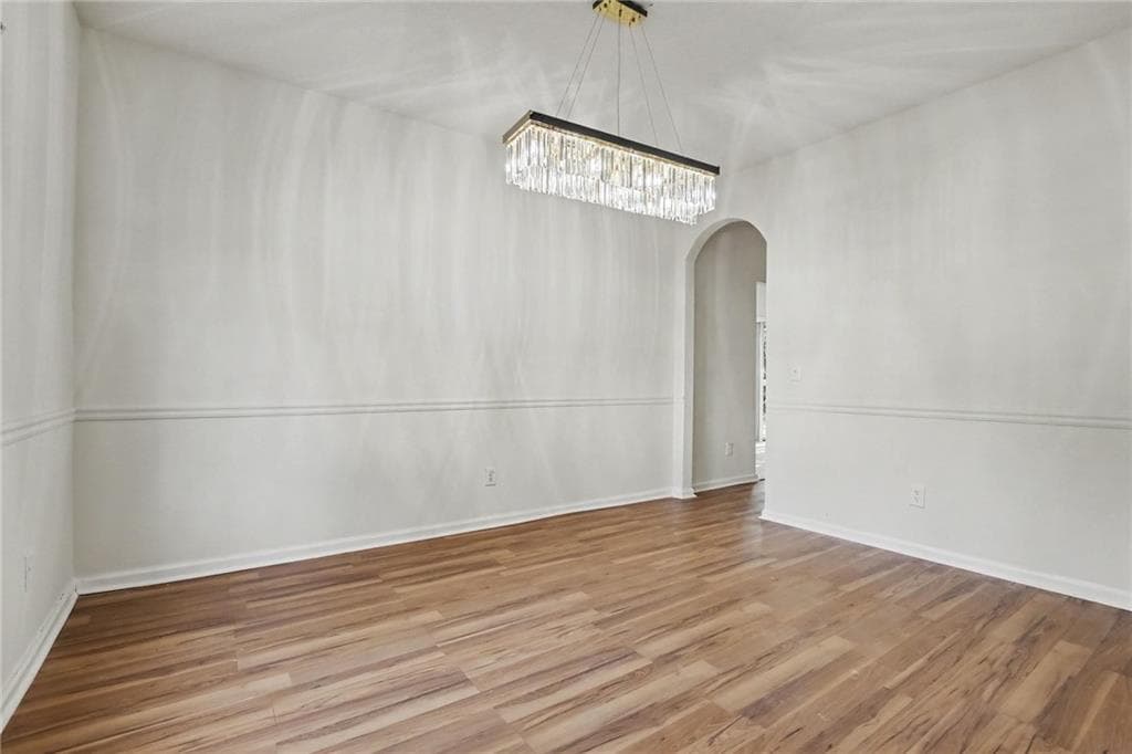 4 bedroom, 3 bathroom, 2,461 sq ft single family residence for sale at 6316 Polar Fox Court, South Fulton, GA 30296 — photo 4