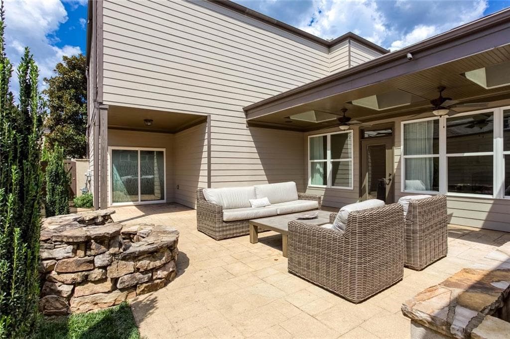 4 bedroom, 3 bathroom, 2,564 sq ft single family residence for sale at 100 Batten Board Way, Woodstock, GA 30189 — photo 9