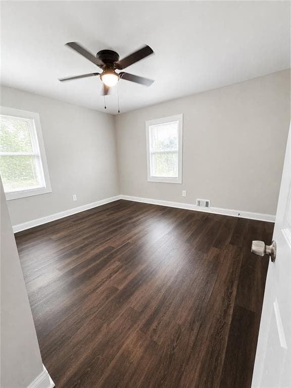 3 bedroom, 1 bathroom, 1,229 sq ft single family residence for sale at 2898 Meadowview Drive, Atlanta, GA 30316 — photo 9