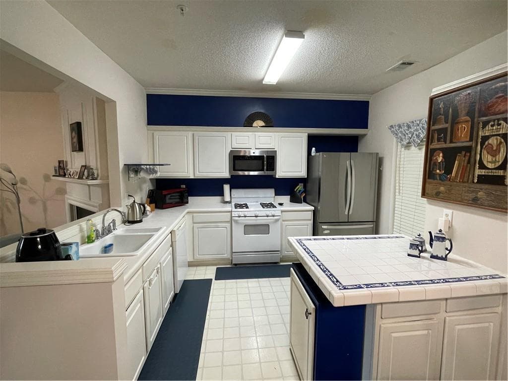3 bedroom, 3 bathroom, 1,370 sq ft townhouse for sale at 1845 Kilmington Court, Alpharetta, GA 30009 — photo 7