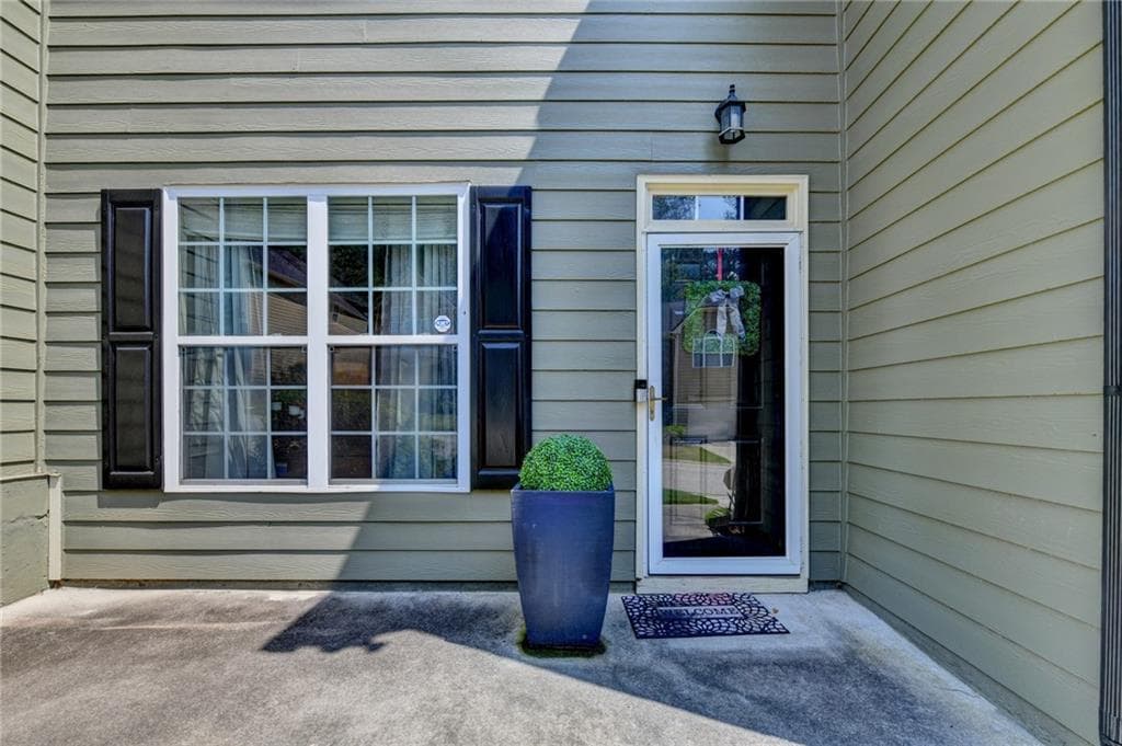 3 bedroom, 3 bathroom, 1,978 sq ft townhouse for sale at 2862 Ridgeview Drive, Atlanta, GA 30331 — photo 5