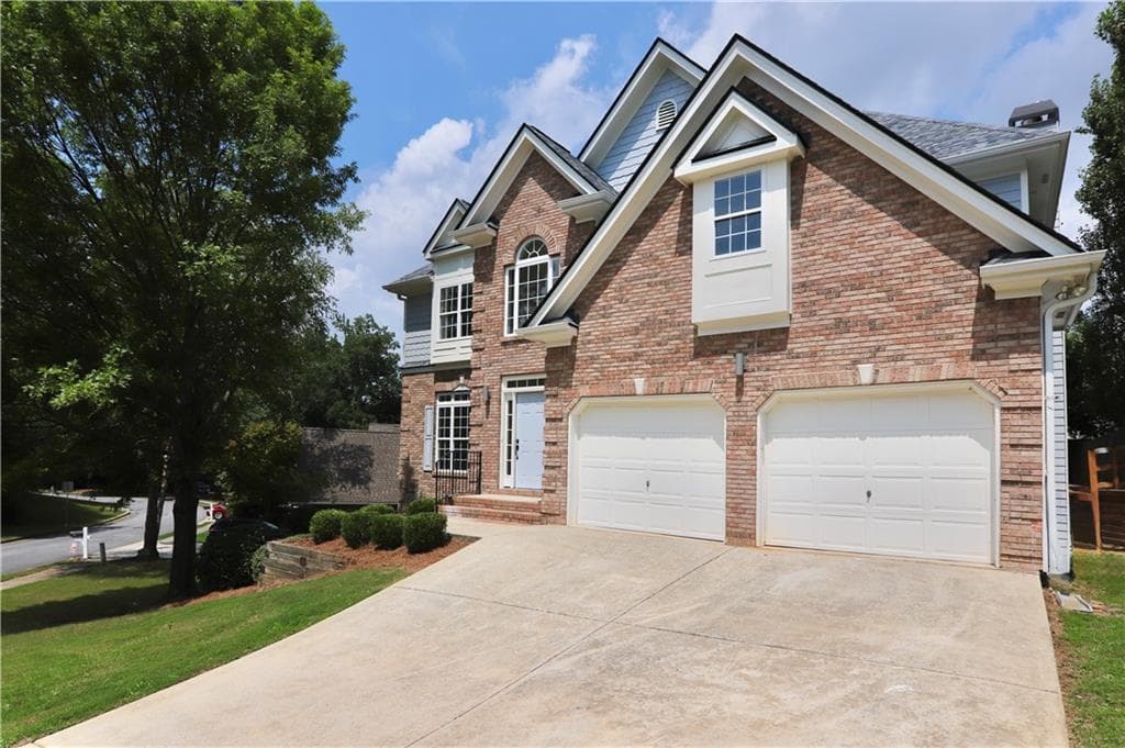 5 bedroom, 4 bathroom, 3,495 sq ft single family residence for sale at 5715 Vinings Place Drive, Mableton, GA 30126 — photo 4