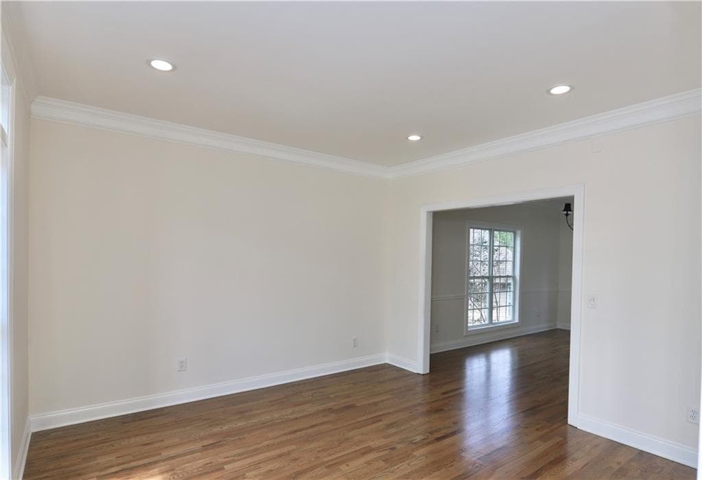 5 bedroom, 4 bathroom, 3,495 sq ft single family residence for sale at 5715 Vinings Place Drive, Mableton, GA 30126 — photo 9