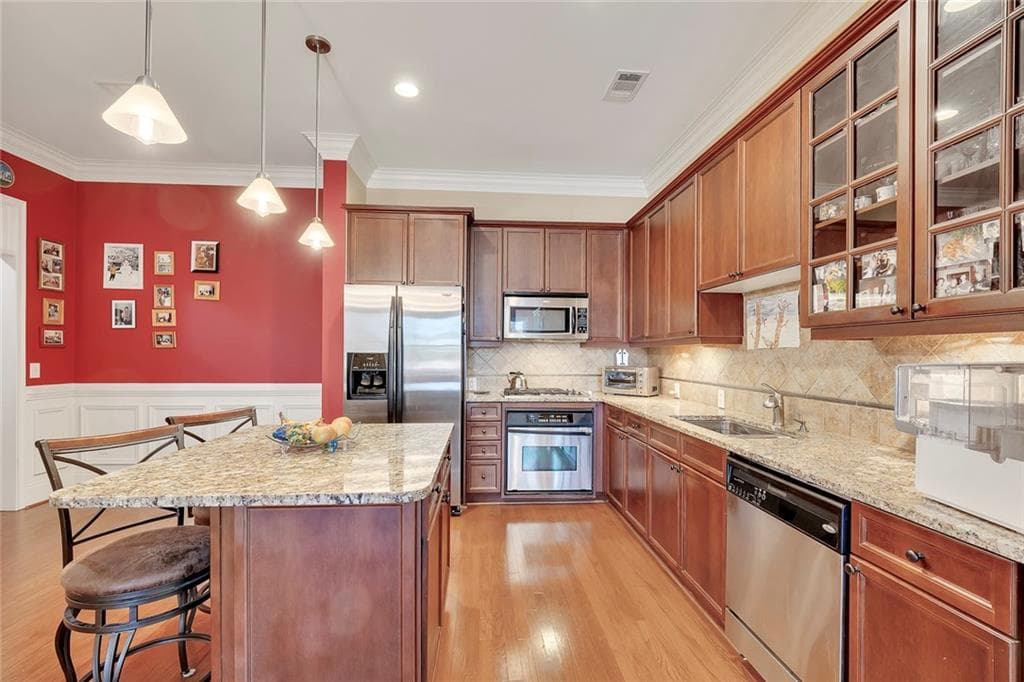 2 bedroom, 2 bathroom, 1,092 sq ft condominium for sale at 11 Perimeter Center 1112, Dunwoody, GA 30346 — photo 10