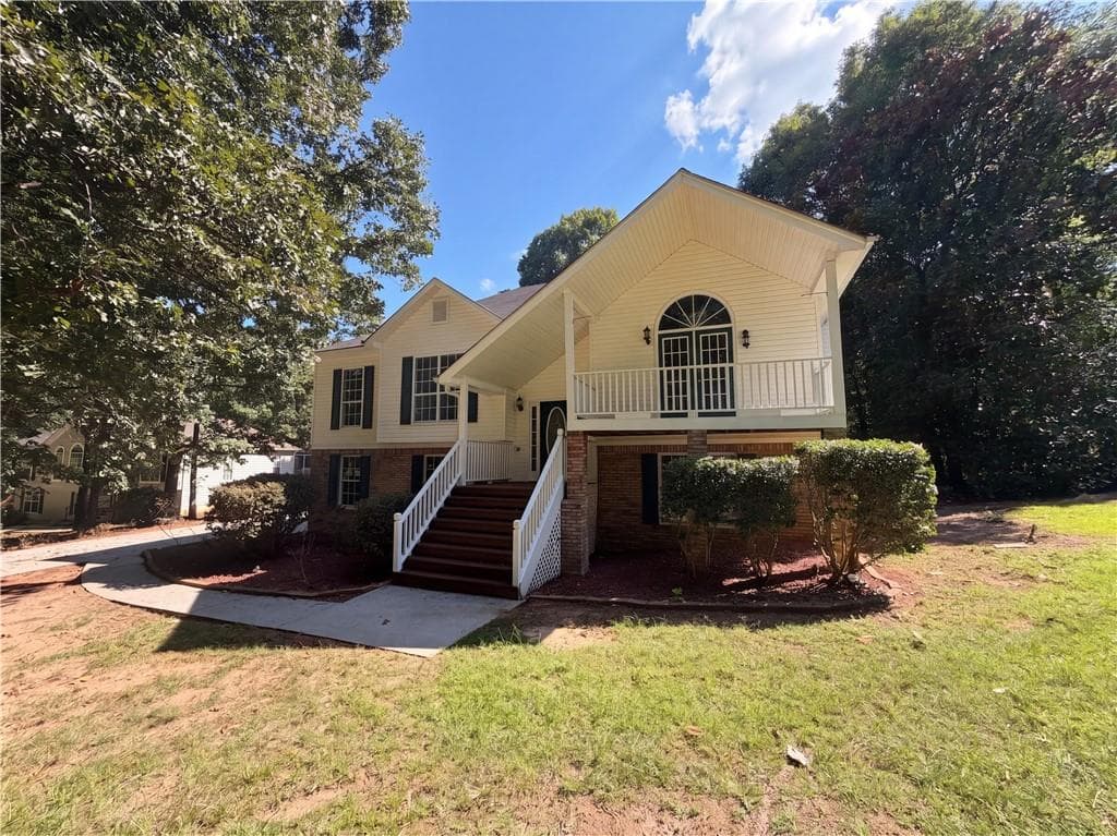 4 bedroom, 4 bathroom, 1,548 sq ft single family residence for sale at 6863 Alexander Parkway, Douglasville, GA 30135 — photo 2