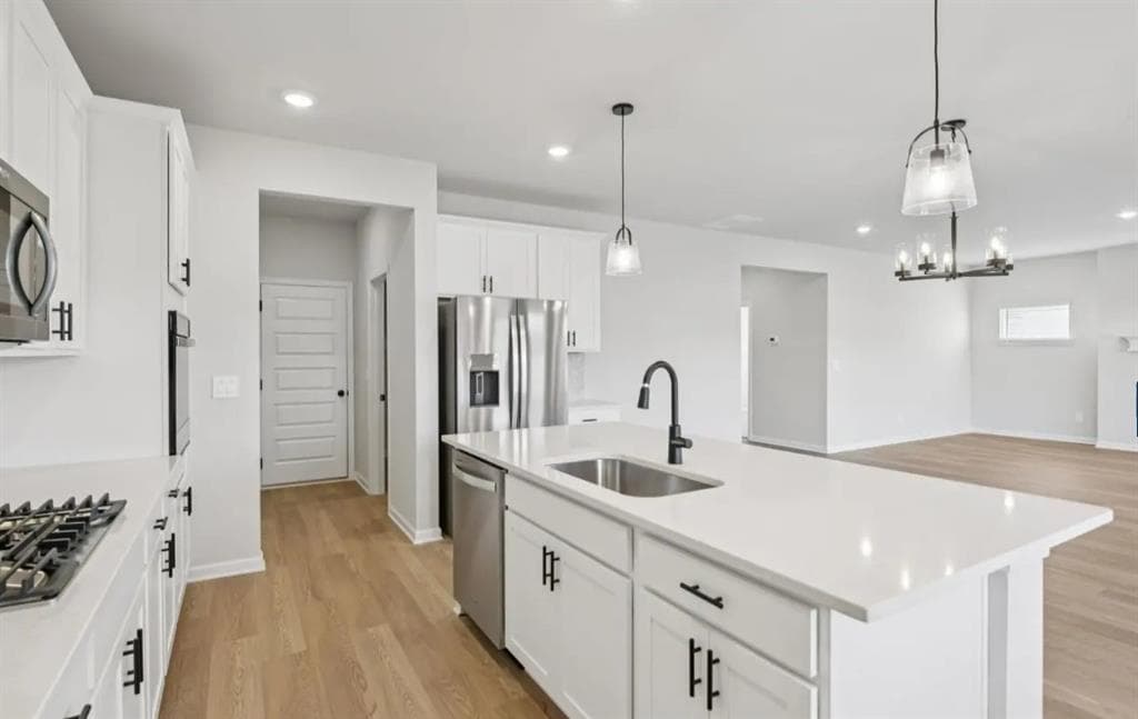 5 bedroom, 5 bathroom, 3,252 sq ft single family residence for rent at 2828 Sweet Red Circle, Braselton, GA 30517 for $3,000 a month — photo 4