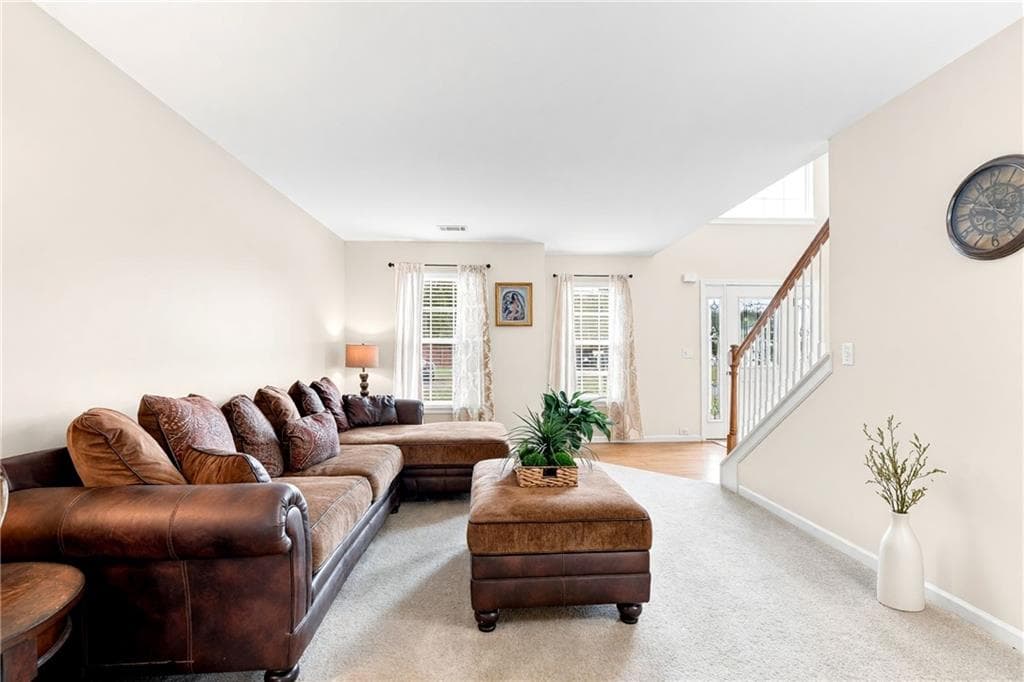5 bedroom, 3 bathroom, 3,574 sq ft single family residence for sale at 590 Buckingham Terrace, Fairburn, GA 30213 — photo 2