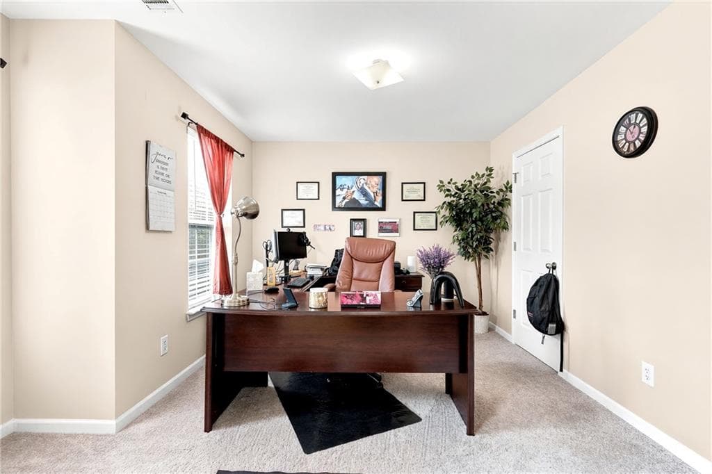 5 bedroom, 3 bathroom, 3,574 sq ft single family residence for sale at 590 Buckingham Terrace, Fairburn, GA 30213 — photo 9