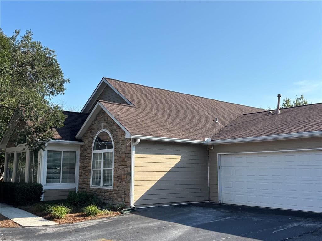 2 bedroom, 2 bathroom, 1,335 sq ft condominium for sale at 1923 Kolb Farm Circle, Marietta, GA 30008 — photo 7