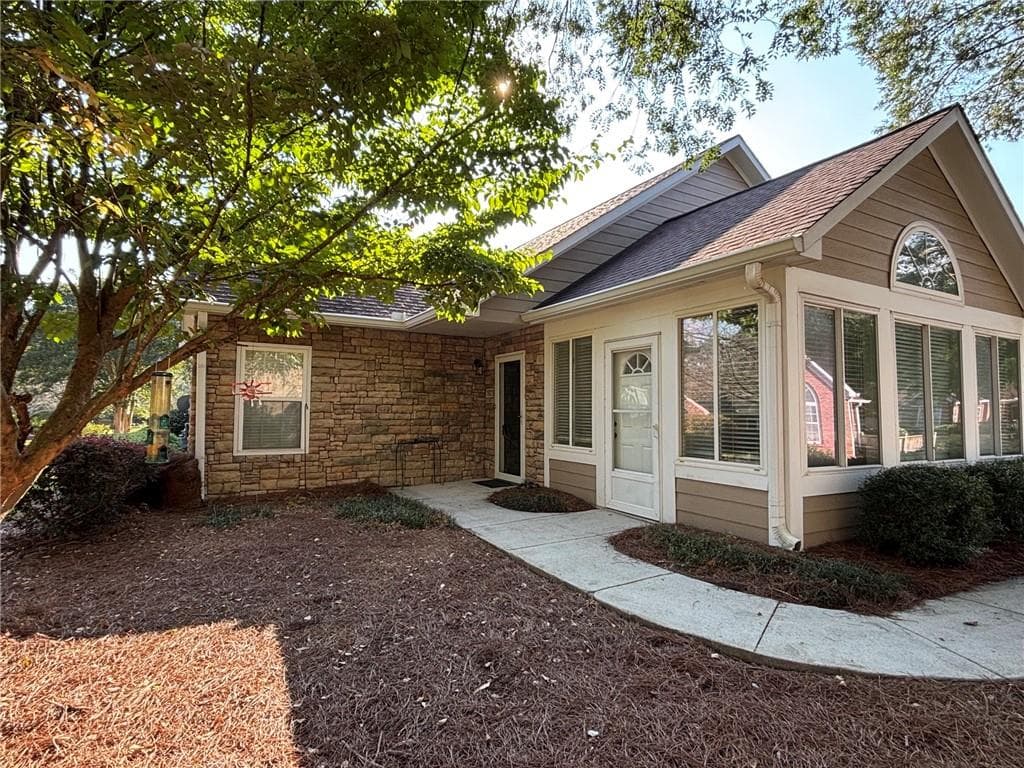 2 bedroom, 2 bathroom, 1,335 sq ft condominium for sale at 1923 Kolb Farm Circle, Marietta, GA 30008 — photo 6