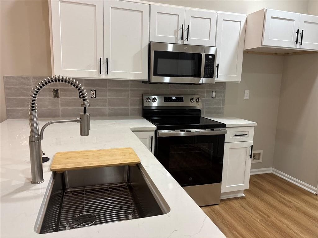 2 bedroom, 2 bathroom, 1,335 sq ft condominium for sale at 1923 Kolb Farm Circle, Marietta, GA 30008