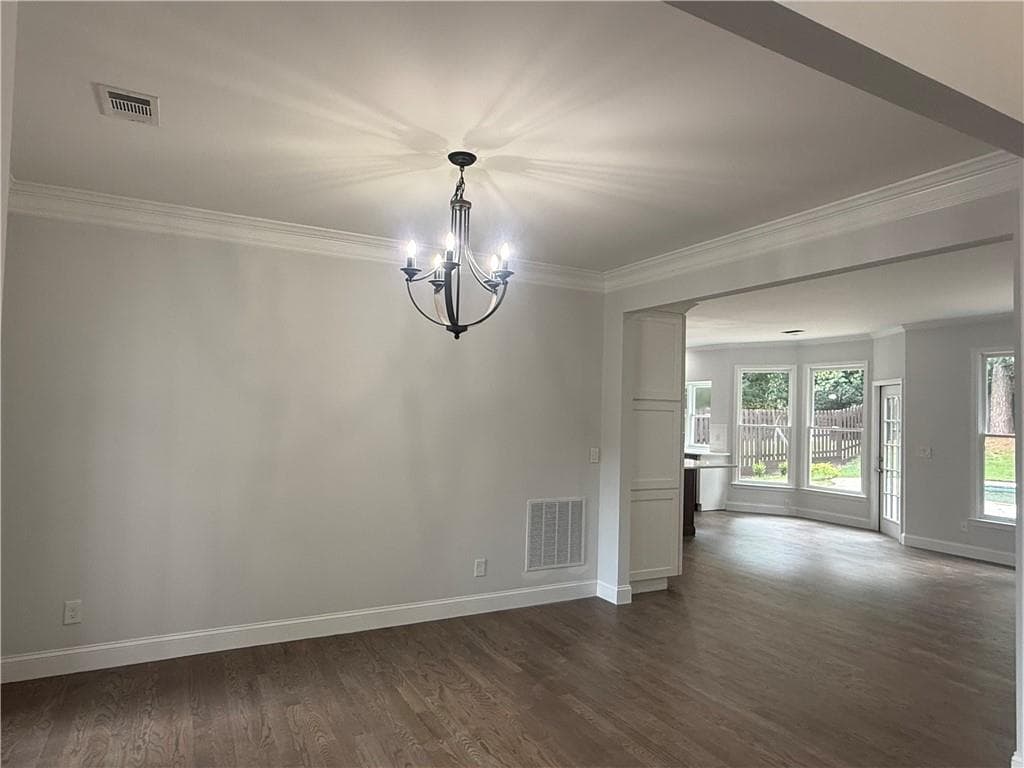 5 bedroom, 4 bathroom, 3,054 sq ft single family residence for sale at 10030 Carrington Lane, Johns Creek, GA 30022 — photo 8