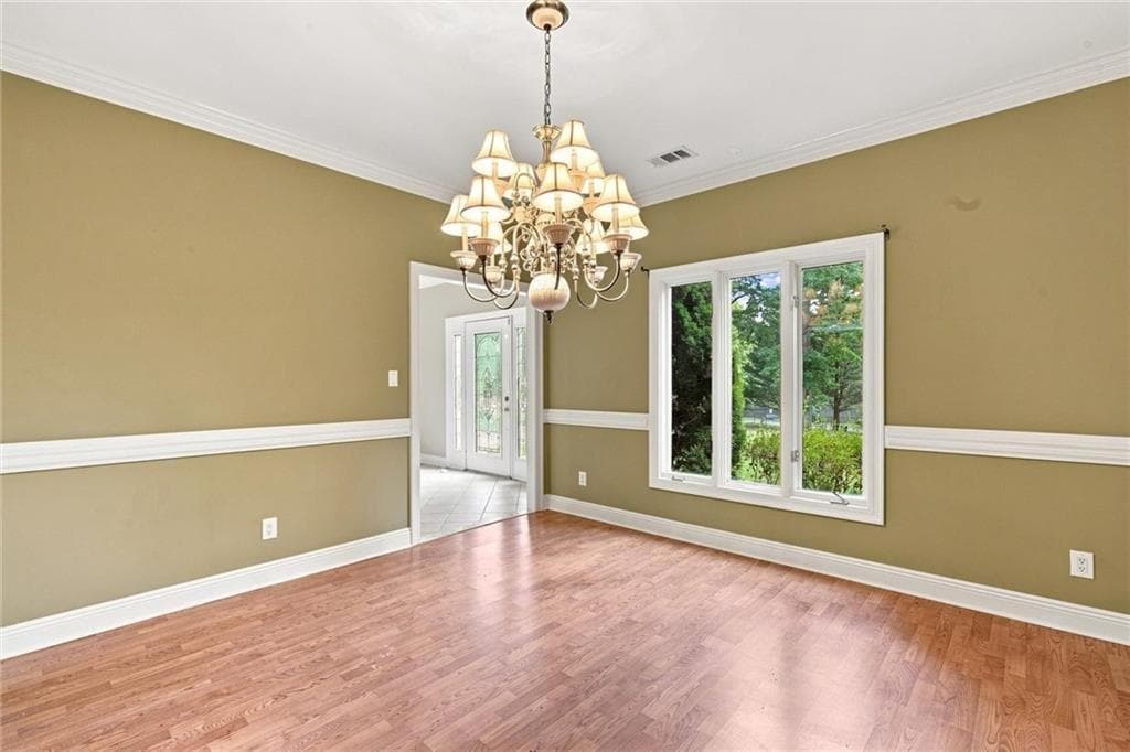 5 bedroom, 4 bathroom, 3,752 sq ft single family residence for sale at 12110 Willow Run Road, Roswell, GA 30075 — photo 6