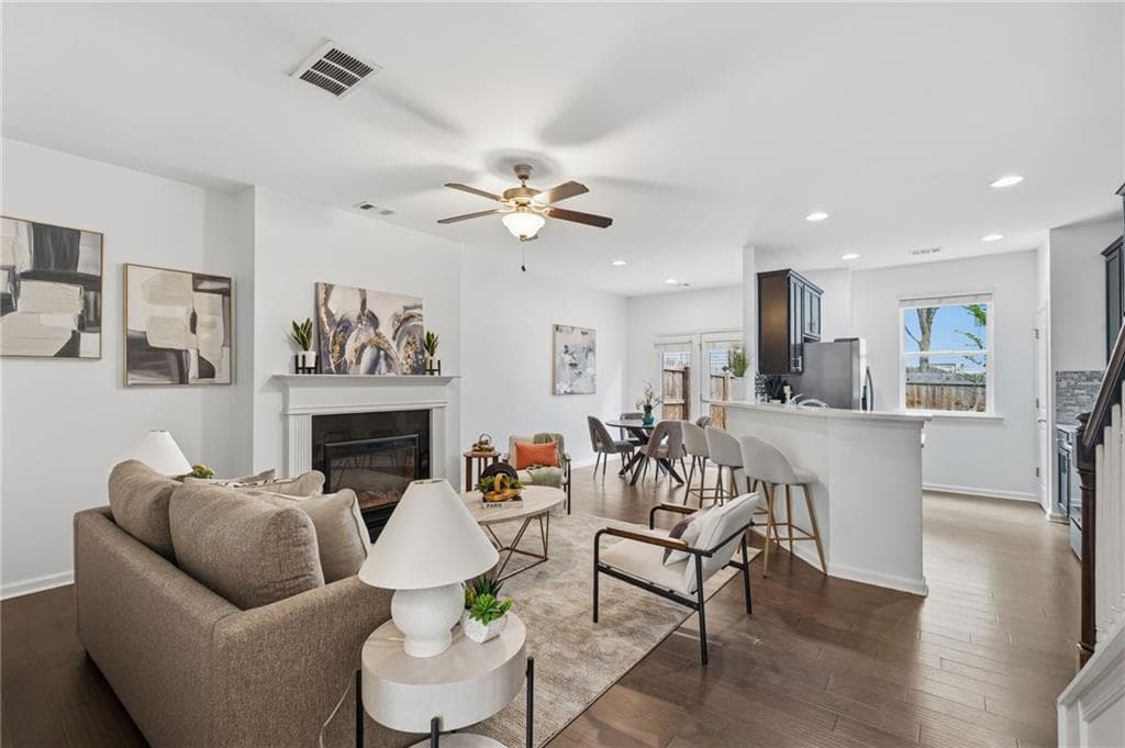 3 bedroom, 3 bathroom, 1,539 sq ft townhouse under contract at 2715 Avanti Way, Decatur, GA 30035