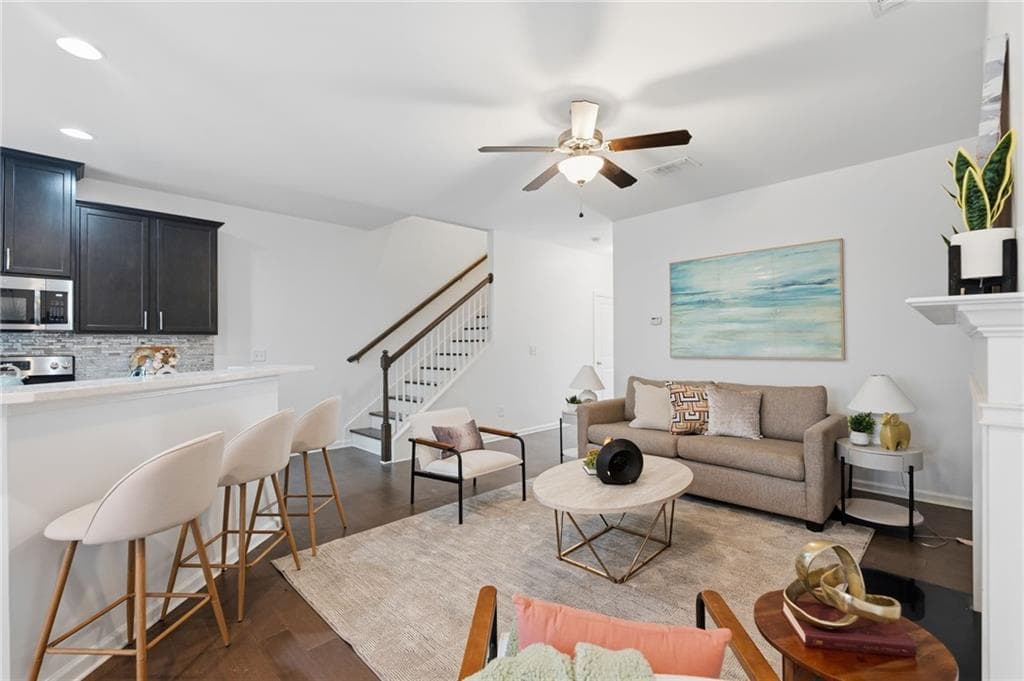 3 bedroom, 3 bathroom, 1,539 sq ft townhouse under contract at 2715 Avanti Way, Decatur, GA 30035 — photo 9