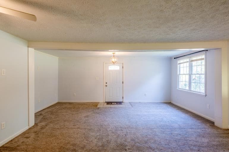 3 bedroom, 2 bathroom, 1,938 sq ft single family residence for sale at 4092 Mount Tabor Church Road, Dallas, GA 30157 — photo 6