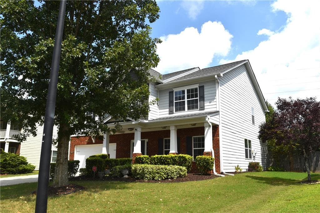 4 bedroom, 3 bathroom, 2,883 sq ft single family residence for rent at 3327 Edenridge Court, Buford, GA 30519 for $2,800 a month — photo 2