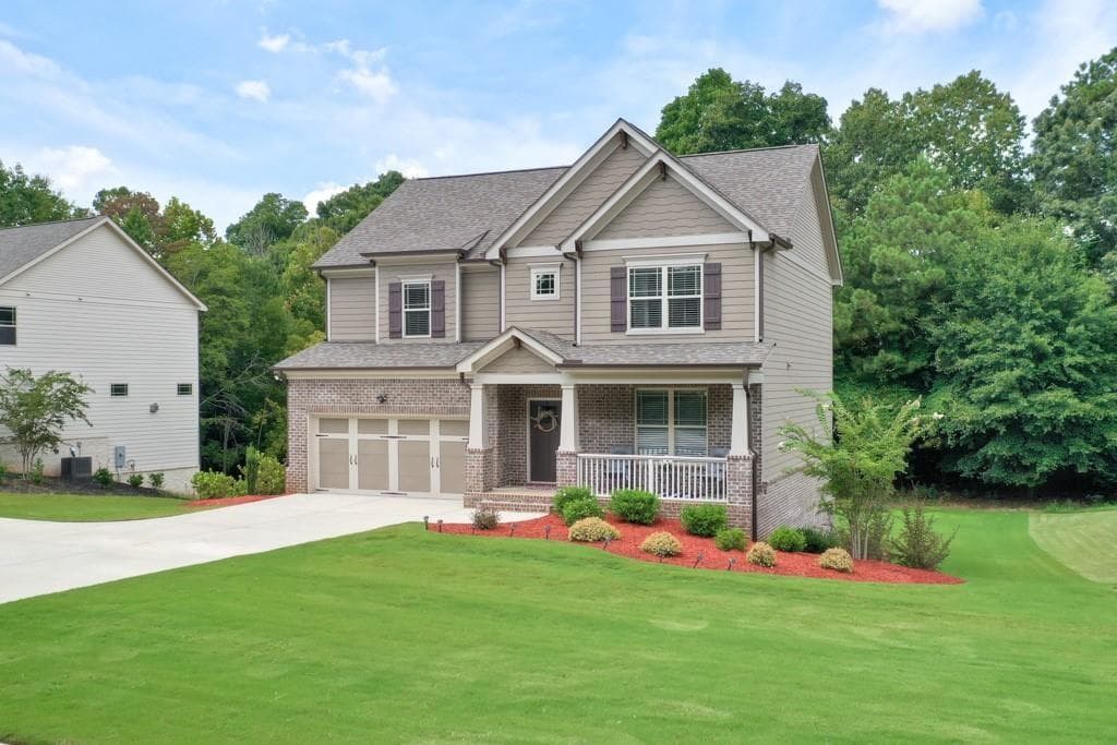 4 bedroom, 3 bathroom, 2,433 sq ft single family residence for rent at 4688 Cantrell Road, Flowery Branch, GA 30542 for $2,600 a month — photo 3