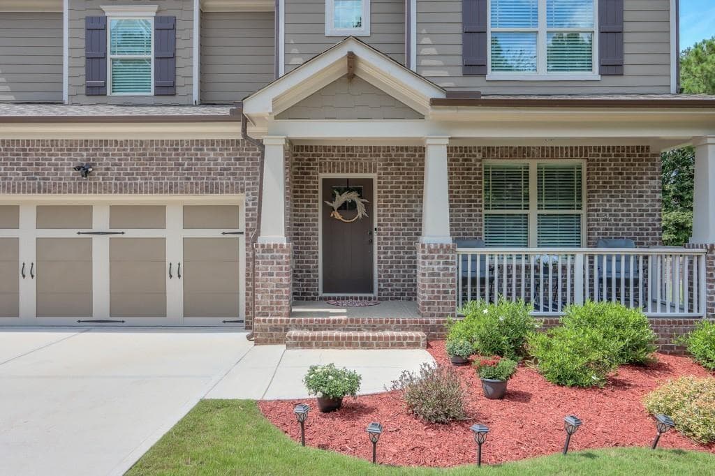 4 bedroom, 3 bathroom, 2,433 sq ft single family residence for rent at 4688 Cantrell Road, Flowery Branch, GA 30542 for $2,600 a month — photo 5