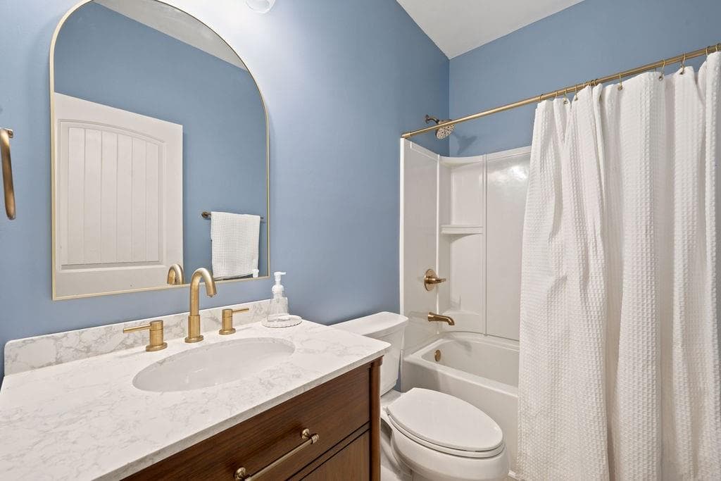 5 bedroom, 3 bathroom, 2,364 sq ft single family residence for sale at 15 Belfield Court, Adairsville, GA 30103 — photo 10