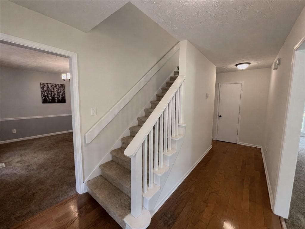 3 bedroom, 3 bathroom, 1,986 sq ft single family residence under contract at 101 Fernwood Court, Lawrenceville, GA 30043 — photo 10