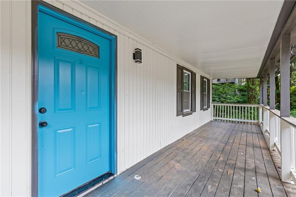3 bedroom, 2 bathroom, 1,792 sq ft single family residence for sale at 353 Old Rosser Road, Stone Mountain, GA 30087 — photo 4