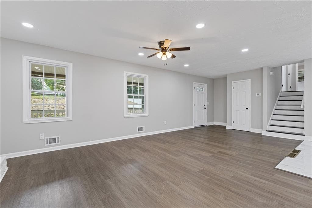 3 bedroom, 2 bathroom, 1,792 sq ft single family residence for sale at 353 Old Rosser Road, Stone Mountain, GA 30087 — photo 6