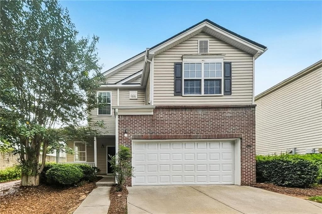 3 bedroom, 3 bathroom, 1,658 sq ft single family residence for sale at 296 Hiawassee Drive, Woodstock, GA 30188