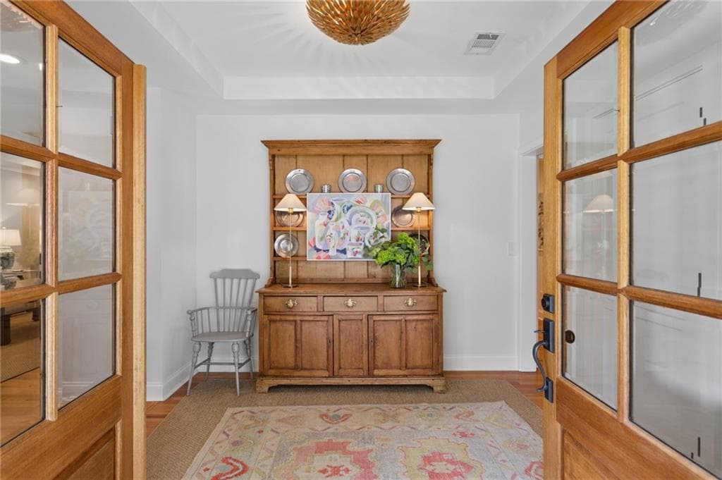 4 bedroom, 6 bathroom, 4,234 sq ft single family residence under contract at 912 Beaverbrook Drive, Atlanta, GA 30318 — photo 5