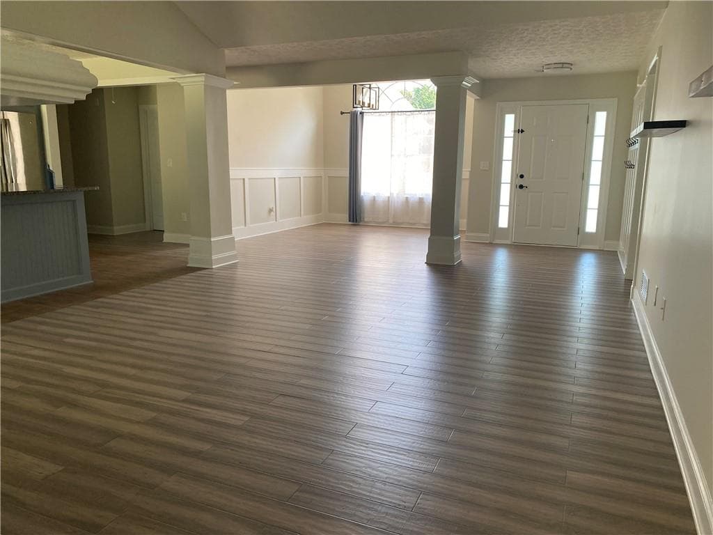 3 bedroom, 2 bathroom, 1,928 sq ft single family residence for rent at 900 Harbins View Drive, Dacula, GA 30019 for $2,600 a month — photo 7