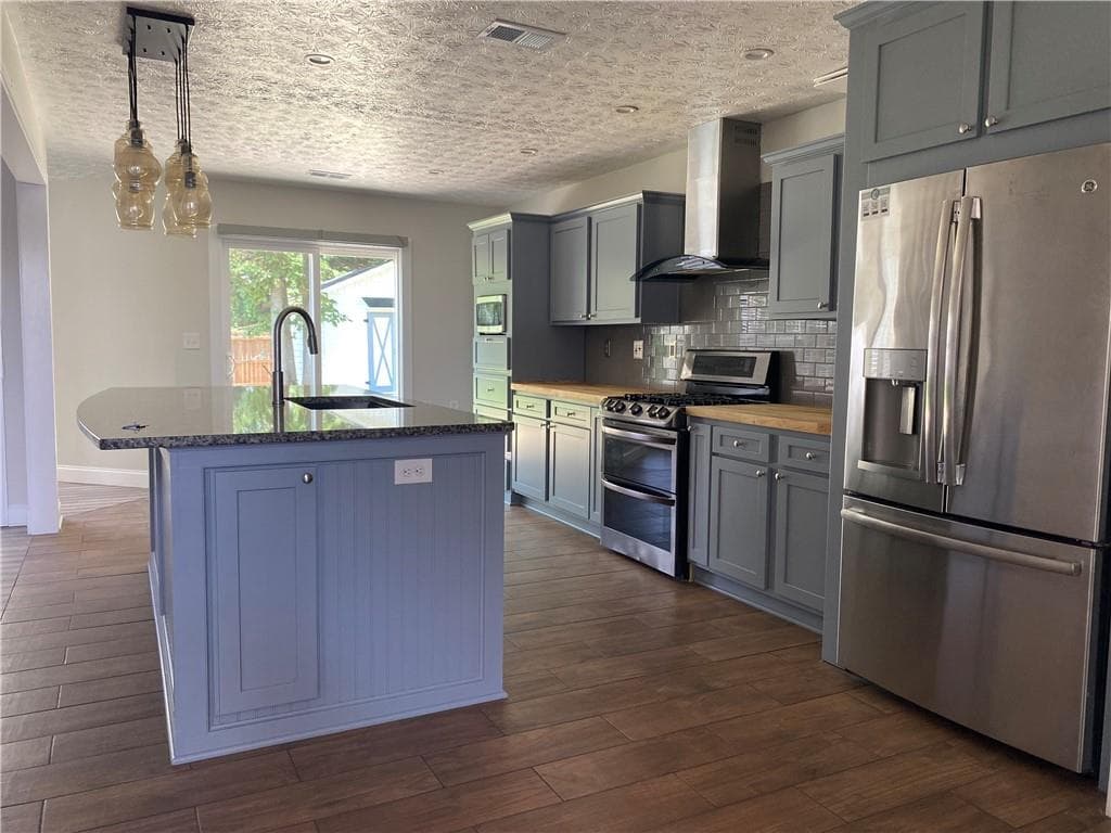 3 bedroom, 2 bathroom, 1,928 sq ft single family residence for rent at 900 Harbins View Drive, Dacula, GA 30019 for $2,600 a month — photo 10