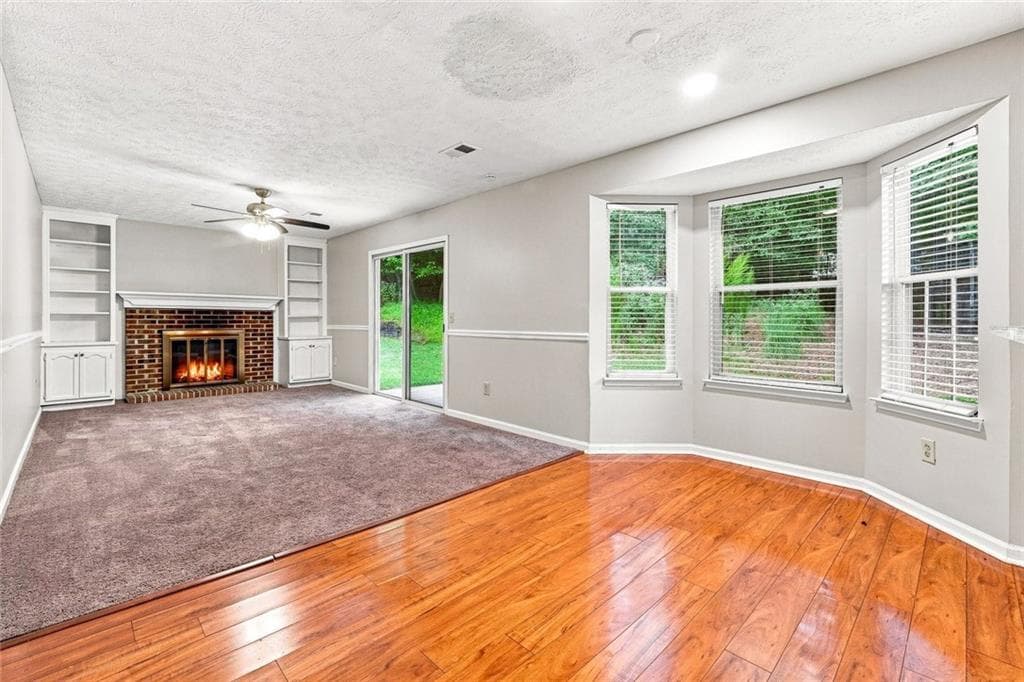 3 bedroom, 3 bathroom, 1,685 sq ft single family residence for sale at 10450 Summer Creek Drive, Johns Creek, GA 30022 — photo 10