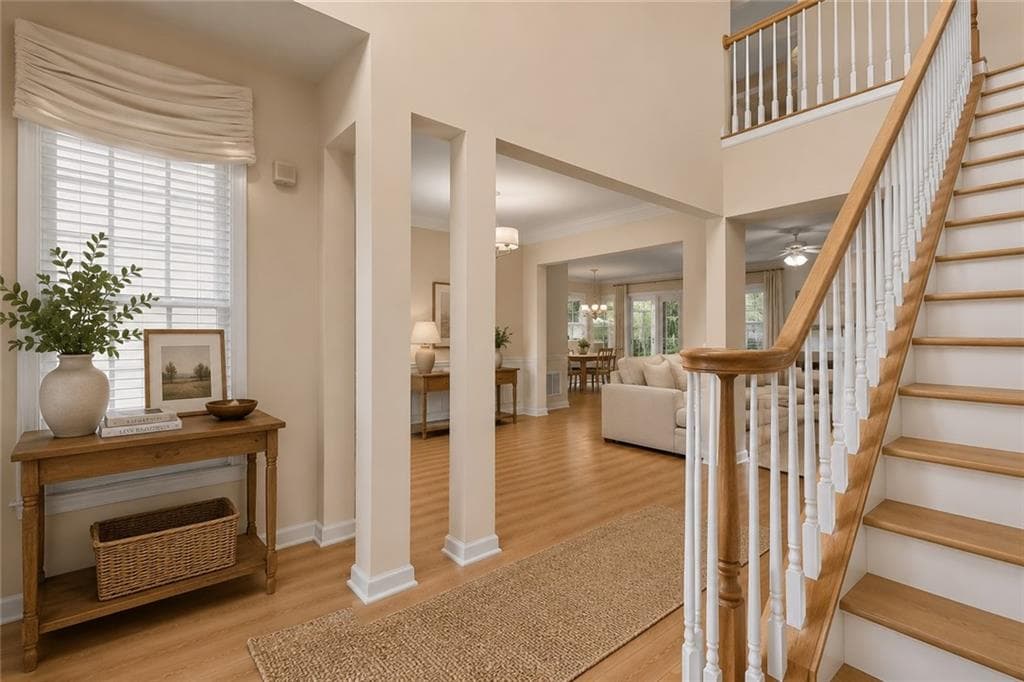 4 bedroom, 3 bathroom, 2,707 sq ft single family residence for rent at 10011 Carrington Lane, Johns Creek, GA 30022 for $3,250 a month — photo 2