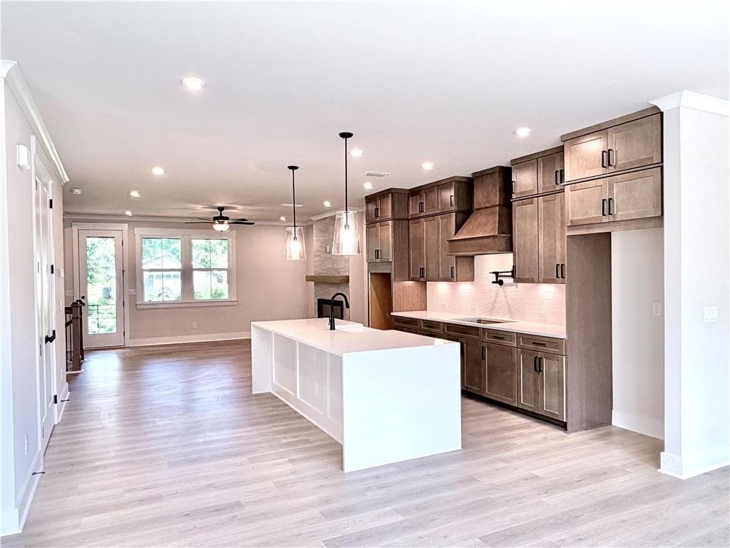 3 bedroom, 4 bathroom, 2,421 sq ft townhouse for sale at 113 Bridgecrest Road, Roswell, GA 30075 — photo 8