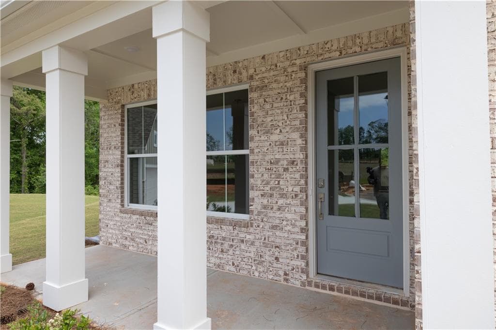 4 bedroom, 4 bathroom, 2,677 sq ft single family residence for sale at 65 Hickory Grove Lane, Hoschton, GA 30548 — photo 3