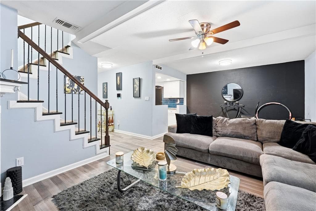 3 bedroom, 3 bathroom, 1,408 sq ft townhouse for sale at 754 Garden View Drive, Stone Mountain, GA 30083 — photo 7