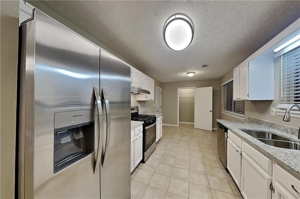 3 bedroom, 2 bathroom, 1,284 sq ft single family residence for rent at 4754 Overhill Court, Acworth, GA 30102 for $1,825 a month — photo 5