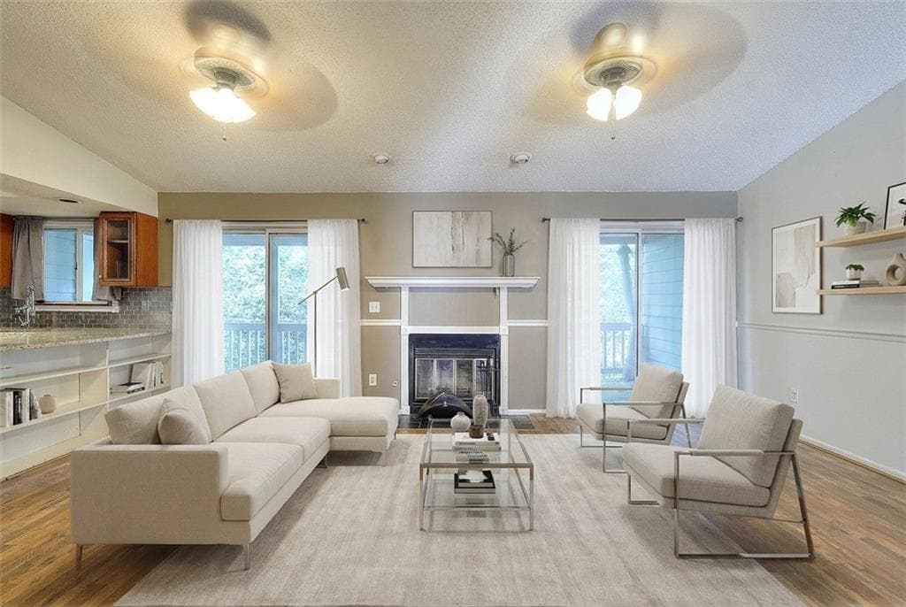 2 bedroom, 2 bathroom, 1,282 sq ft condominium under contract at 12 Rumson Court, Smyrna, GA 30080 — photo 2