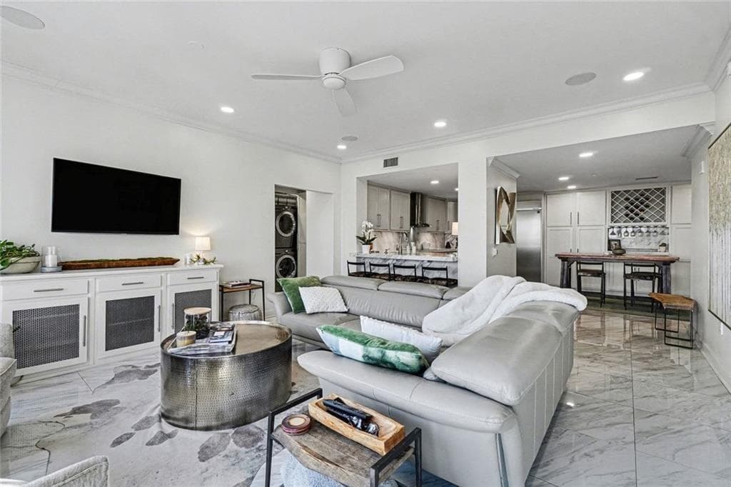 2 bedroom, 2 bathroom, 1,345 sq ft condominium under contract at 195 14th Street 2806, Atlanta, GA 30309 — photo 4