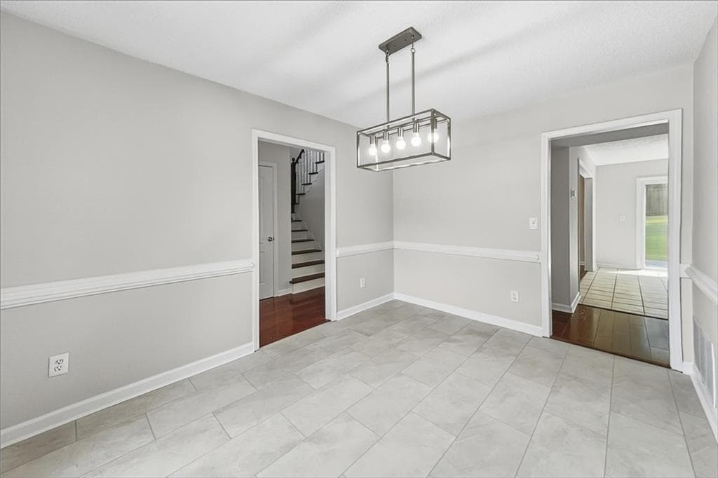3 bedroom, 3 bathroom, 1,637 sq ft single family residence for sale at 509 Horseshoe Circle, Stockbridge, GA 30281 — photo 4