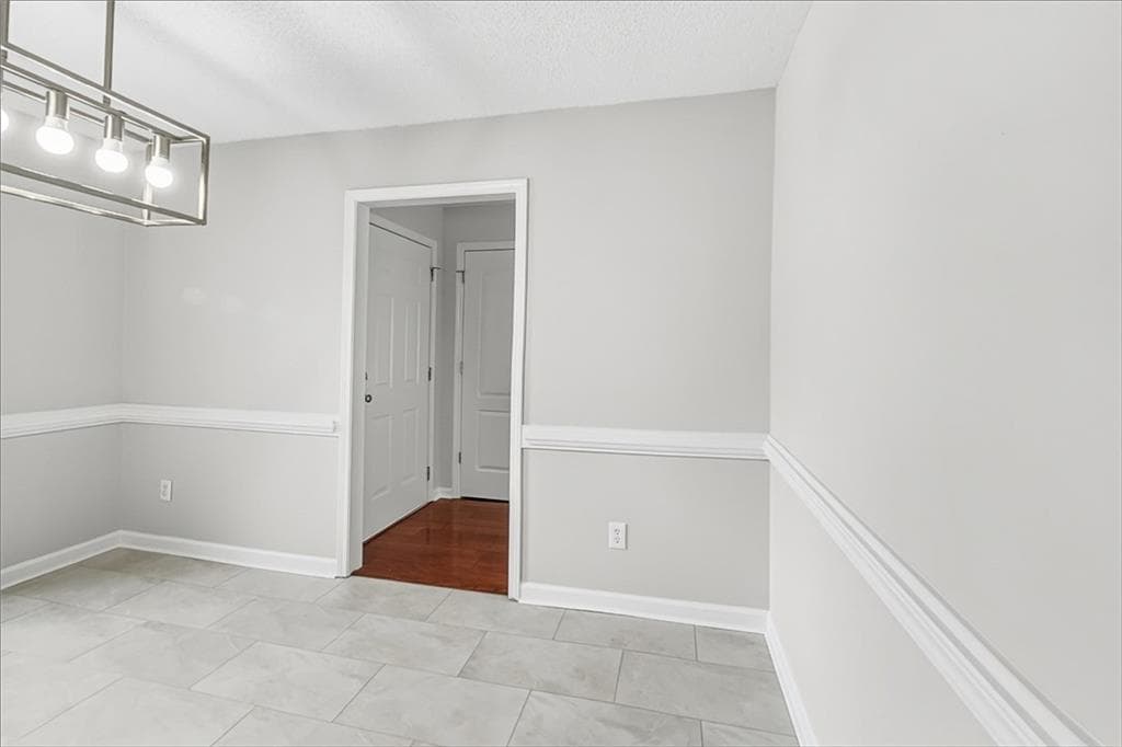 3 bedroom, 3 bathroom, 1,637 sq ft single family residence for sale at 509 Horseshoe Circle, Stockbridge, GA 30281 — photo 5