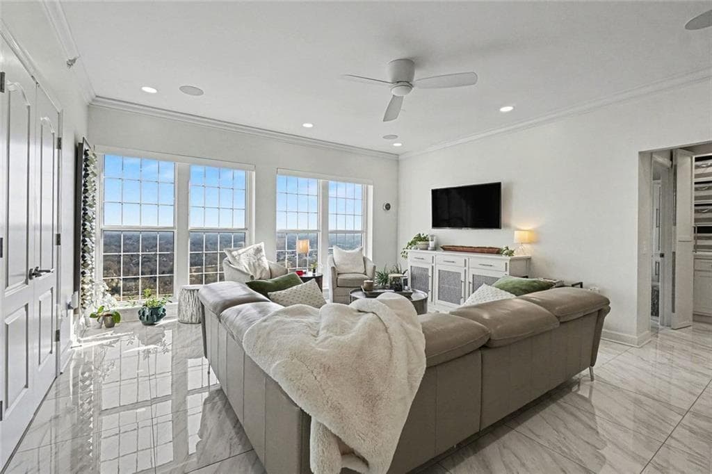 2 bedroom, 2 bathroom, 1,345 sq ft condominium under contract at 195 14th Street 2806, Atlanta, GA 30309 — photo 5
