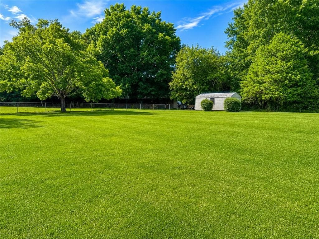 unimproved land under contract at 946 Cochise Trail, Conyers, GA 30094