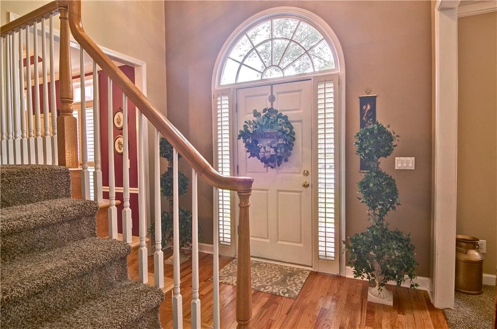 4 bedroom, 4 bathroom, 3,522 sq ft single family residence for sale at 2853 Marshstone Drive, Marietta, GA 30064 — photo 4