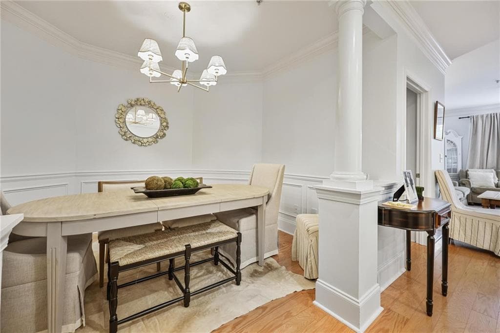 2 bedroom, 2 bathroom, 1,304 sq ft condominium for sale at 4100 Paces Walk 2206, Atlanta, GA 30339 — photo 3