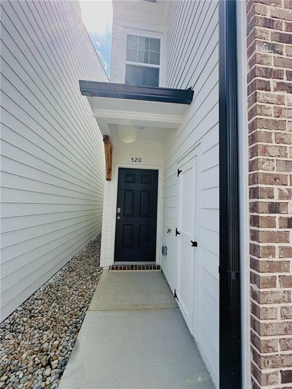 3 bedroom, 3 bathroom, 1,734 sq ft single family residence for rent at 520 Hayes Lane, Canton, GA 30115 for $2,200 a month — photo 2