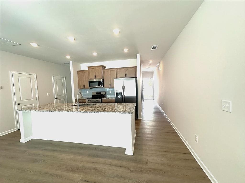 3 bedroom, 3 bathroom, 1,734 sq ft single family residence for rent at 520 Hayes Lane, Canton, GA 30115 for $2,200 a month — photo 6